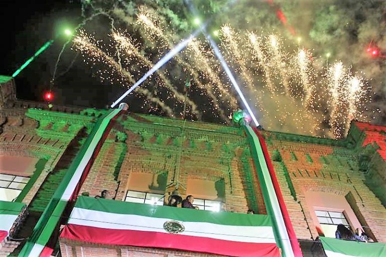 Chapala Restaurants, Bars May Request Extended Hours for Grito de Independencia