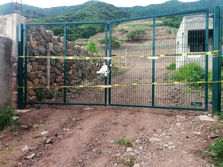 San Juan Cosalá Construction Site Closed