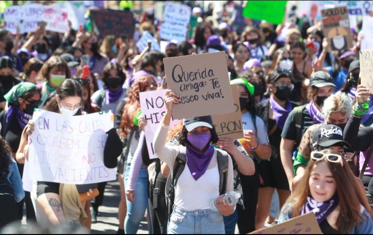 Jalisco Imposes GPS Bracelets on Male Aggressors of Women